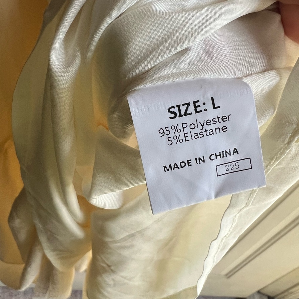 Elegant Cream Dress 
Size L - Picture 10 of 12
